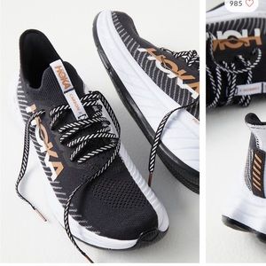 Hoka Carbon X - Women’s